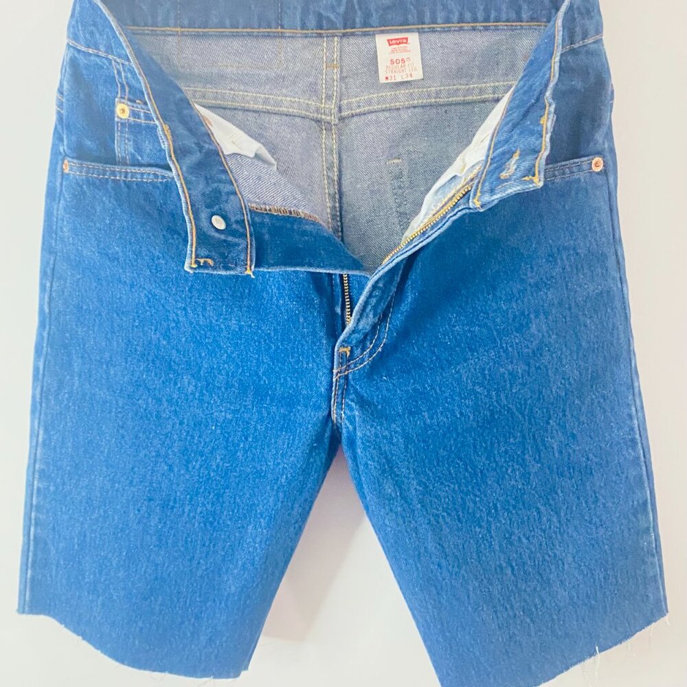 Vintage Levi’s 505 Cutoff Shorts — Americana Reimagined (W31 x L34) - Picture 5 of 13